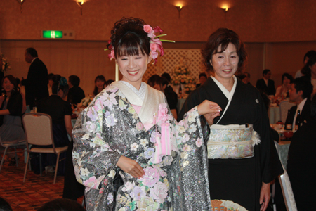 0718お母さんと和装退場.jpg 0718お母さんと和装退場.jpg