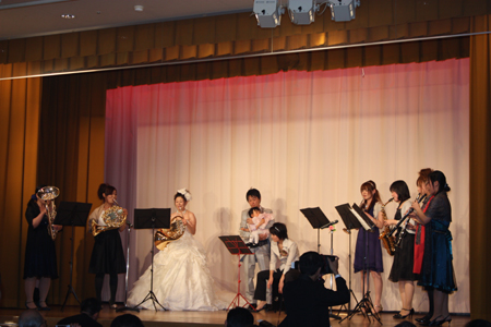 1030余興演奏.jpg