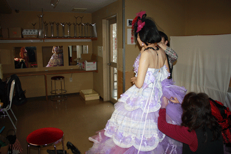 030533.楽屋で.gif 030533.楽屋で.gif