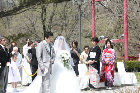新郎新婦入場.gif 新郎新婦入場.gif